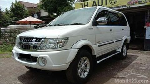 Langka! Isuzu Panther Bekas 2012 Kondisi Bagus, Harga di Bawah Rp 200 Juta