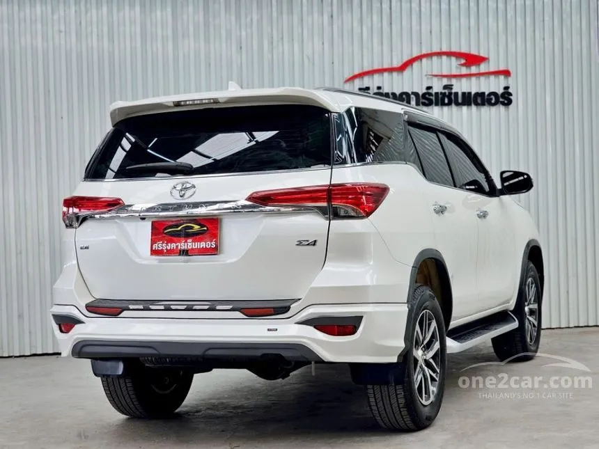 2018 Toyota FORTUNER V SUV