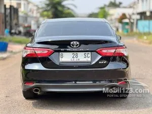 2019 Toyota Camry 2.5 V Sedan