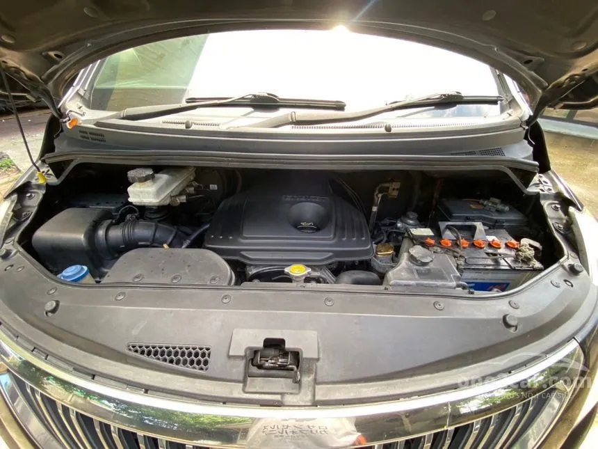 2011 Hyundai H-1 Maesto Deluxe Van