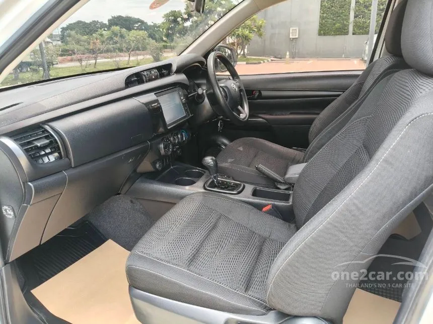 2022 Toyota HILUX REVO Z Edition Entry Smart Cab Pickup