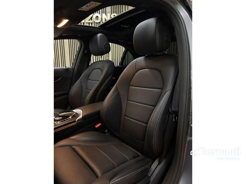 2019 Mercedes-Benz C300 AMG Line Sedan