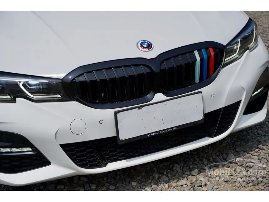 2022 BMW 330i M Sport Sedan