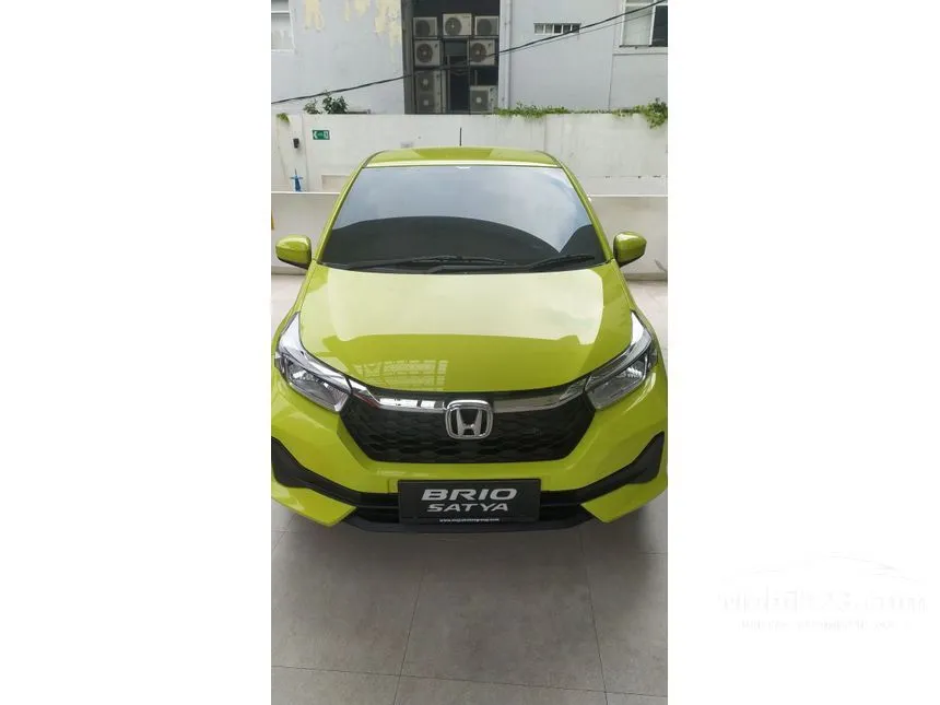 Jual Mobil Honda Brio 2024 E Satya 1.2 di DKI Jakarta Automatic Hatchback Lainnya Rp 186.300.000