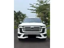 2023 Toyota Land Cruiser 3.3 300 VX-R SUV 4x4 Diesel White on Black Odo 30 Rb (TERMURAH)