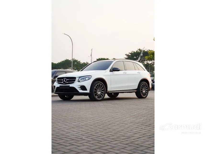 2020 Mercedes-Benz GLC200 AMG Line SUV