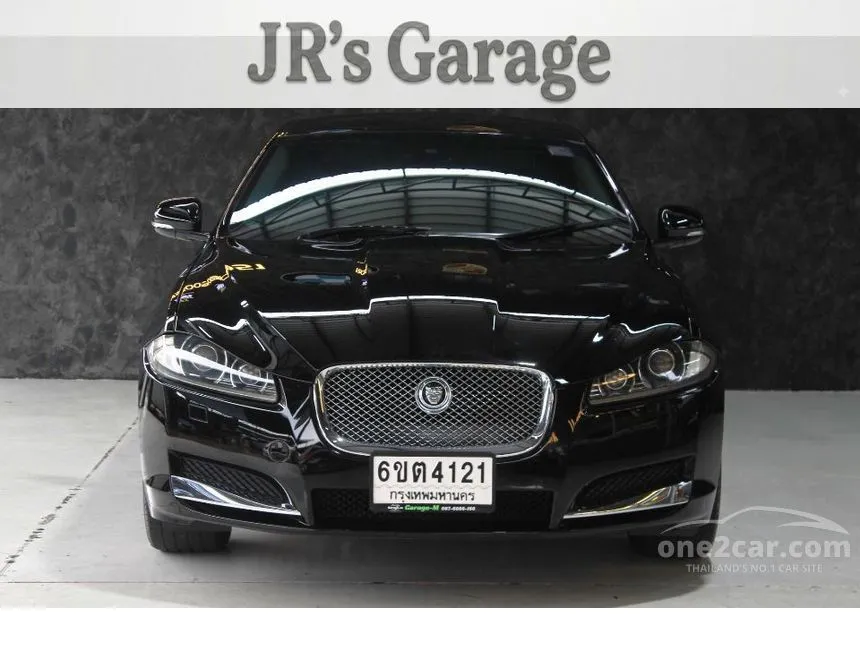 2012 Jaguar XF Premium Luxury Sedan