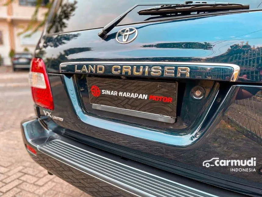 2004 Toyota Land Cruiser VX Limited SUV