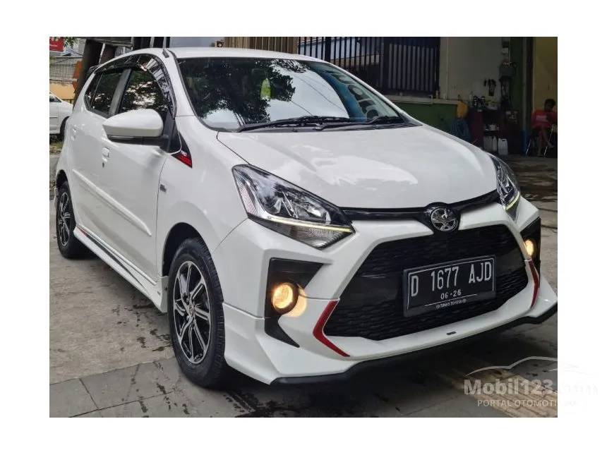 Jual Mobil Toyota Agya 2021 TRD 1.2 di Jawa Barat Automatic Hatchback Putih Rp 149.000.000