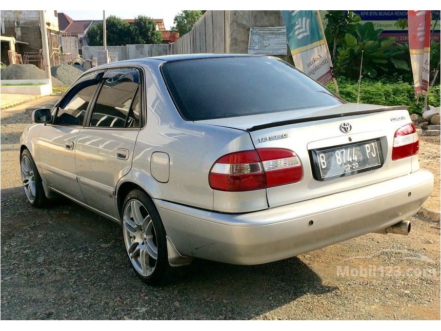 Gambar Mobil  Toyota Corolla  Tahun 2000 Galeri Mobil 