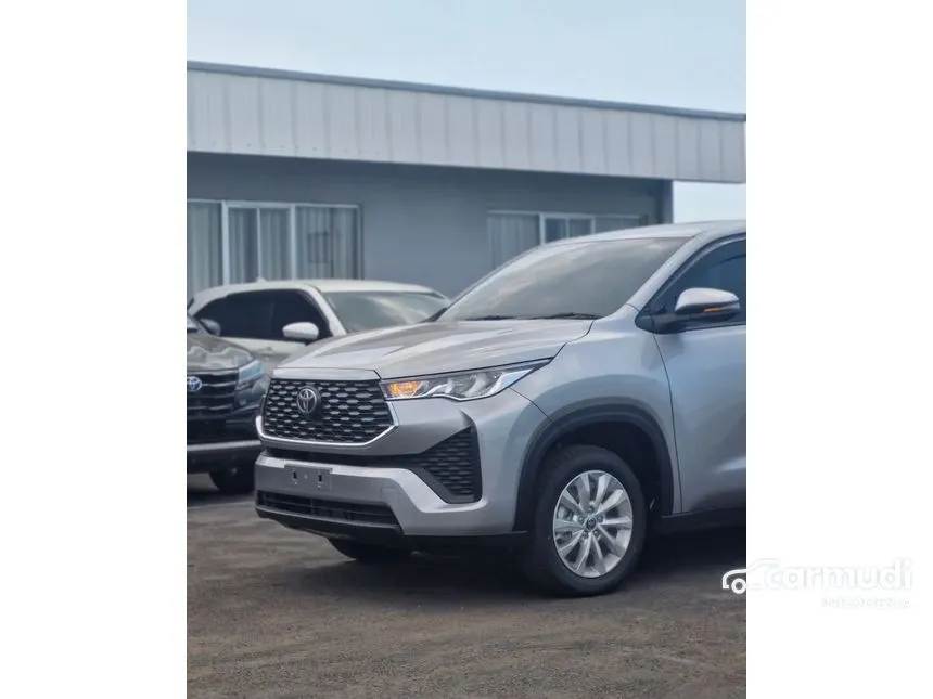 2025 Toyota Kijang Innova Zenix V (Non Premium Color) MPV