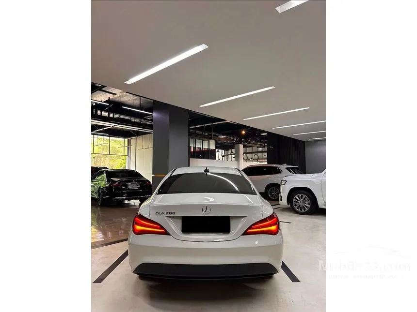 2016 Mercedes-Benz CLA200 Urban Coupe