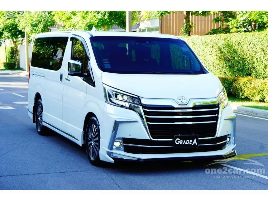 2020 Toyota Majesty Grande Van