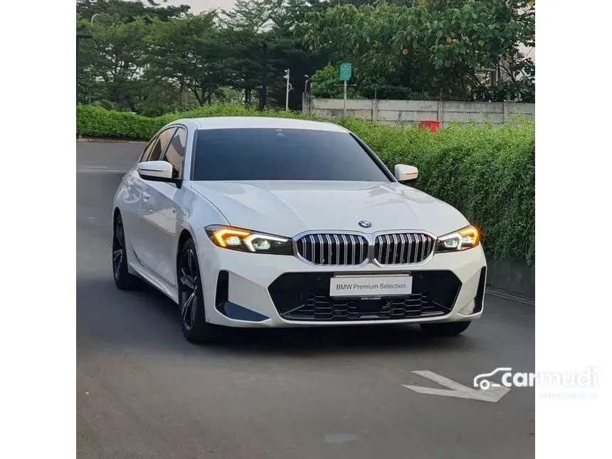 Jual Mobil BMW 320i 2023 M Sport 2.0 di DKI Jakarta Automatic Sedan Putih Rp 1.029.000.000