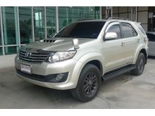 2013 Toyota Fortuner 3.0 (ปี 12-15) V SUV AT