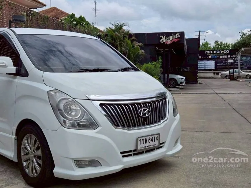 2013 Hyundai GRAND STAREX VIP Wagon