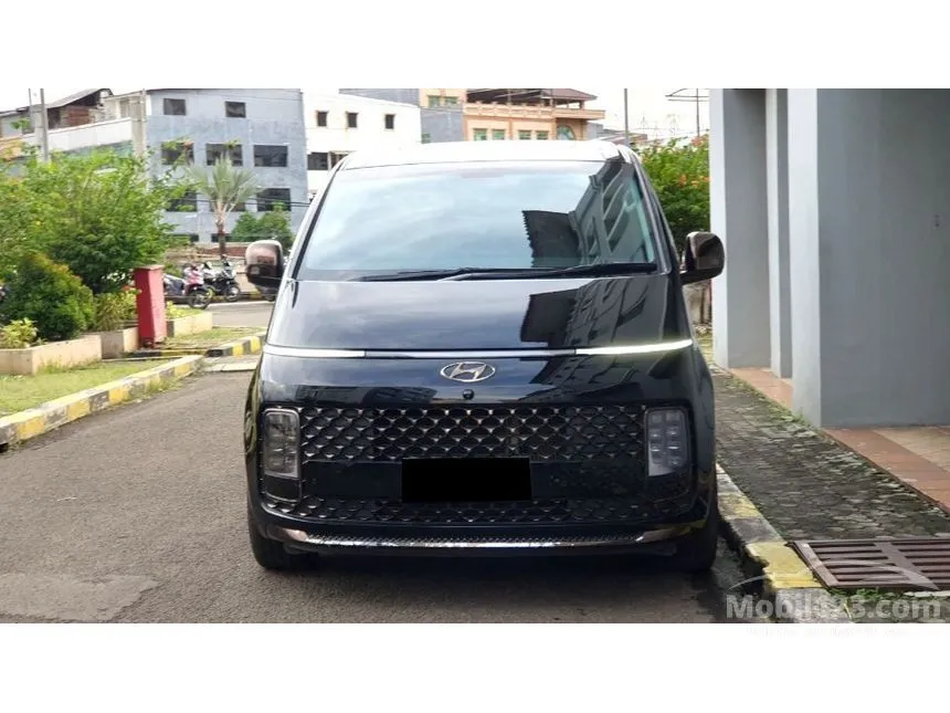 2021 Hyundai Staria Signature 9 MPV