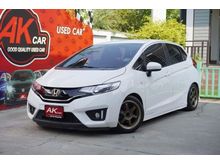 2015 Honda Jazz 1.5 (ปี 14-18) S i-VTEC Hatchback