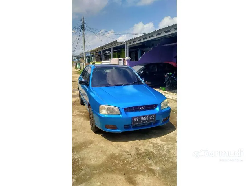 Vendo Hyundai Accent Verna GLS. en el sur de Sumatra Blue Sedan Manual Rp. . verna 2002 Vendo Hyundai Accent Verna GLS. en el sur de Sumatra Blue Sedan Manual Rp. .