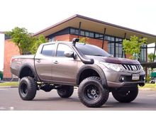 2015 Mitsubishi Triton 2.4 DOUBLE CAB (ปี 14-19) GLS-Limited 4WD Pickup