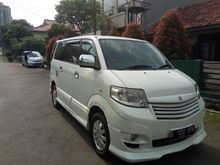 Suzuki APV 1.5 SGX Luxury manual 2010 putih