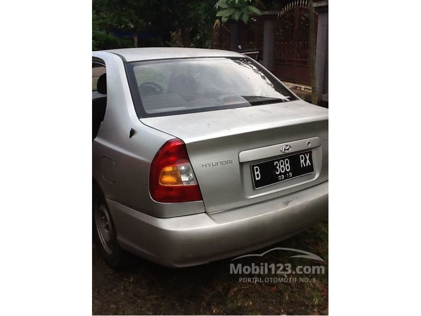 Hyundai verna 2003