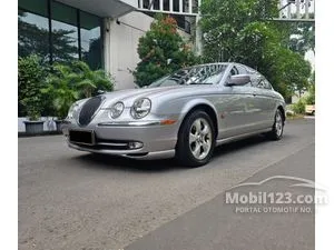 2001 Jaguar S-Type 3.0 V6 Special Equipment Sedan