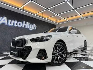 2024 BMW 520i 2.0 M Sport Sedan