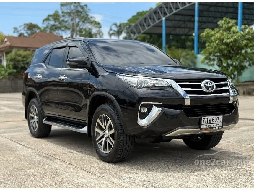 2018 Toyota FORTUNER V SUV