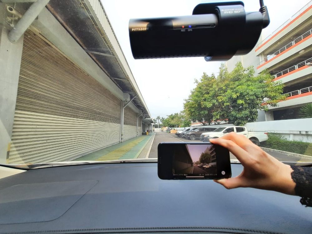 Rekomendasi Dashcam Mobil, Aksesoris yang Kini Semakin Penting