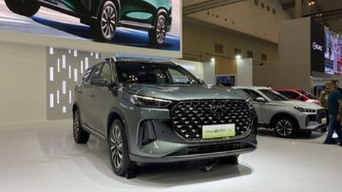 Harga Chery Tiggo 8 CSH Resmi Diumumkan, Mulai Rp439 Juta dan Jadi PHEV Termurah di Indonesia