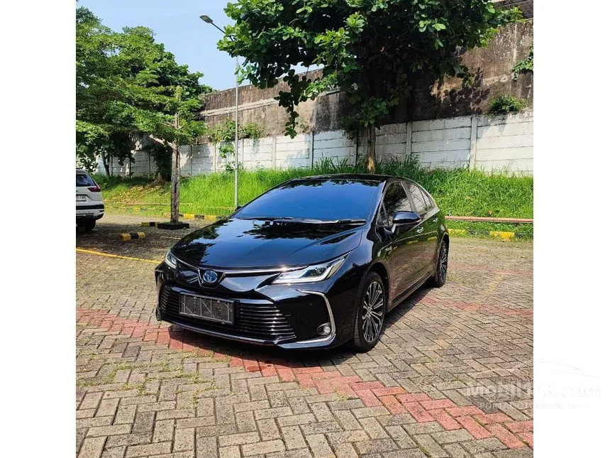 2022 Toyota Corolla Altis Hybrid Sedan