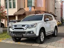 2017 Isuzu MU-X 2.5 Premiere SUV Matic Diesel KM 40Rban PJK 10-22 Plat GENAP DP CEPER SIAP TT