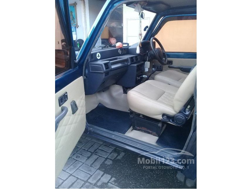 Jual Mobil  Daihatsu Feroza  1995 1 6 di Bali  Manual Jeep 