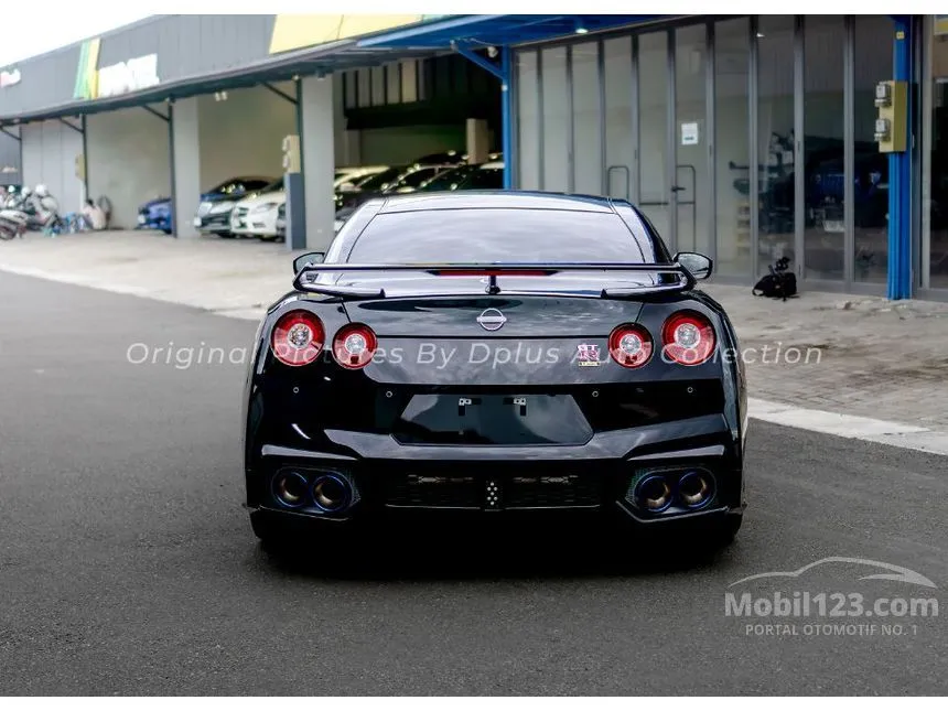 2026 Nissan GT-R Premium Edition T-Spec Coupe