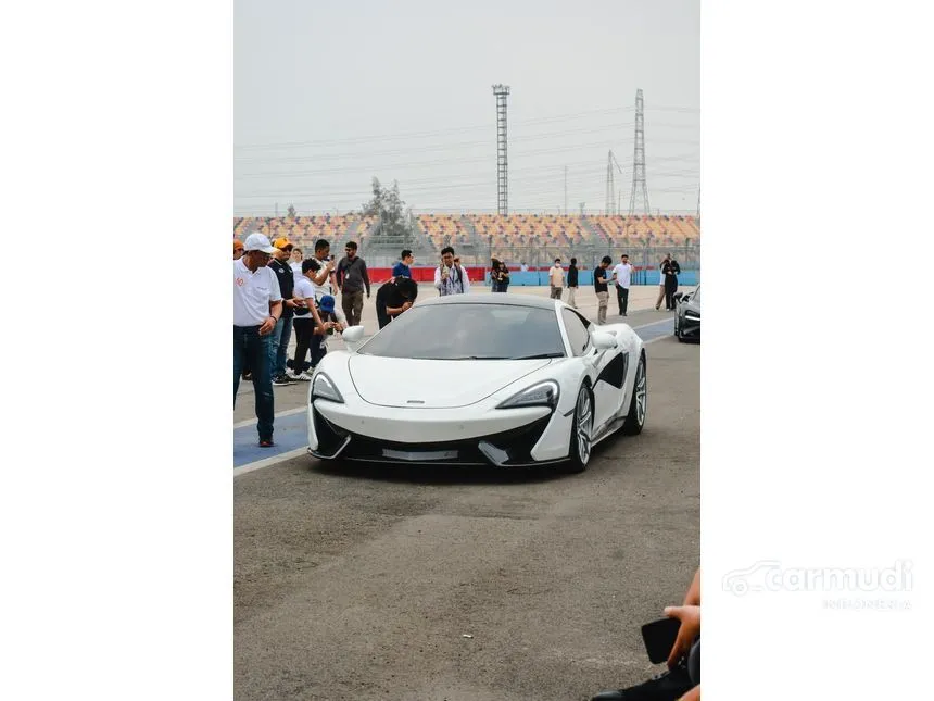 2016 McLaren 570S Coupe