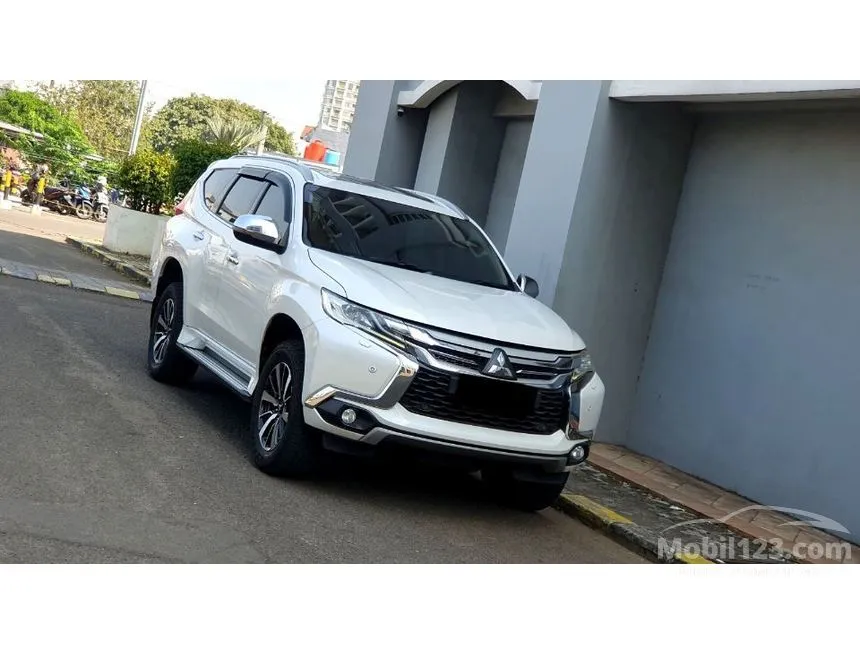 2019 Mitsubishi Pajero Sport Dakar 4X2 SUV