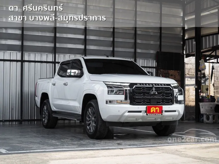 2025 Mitsubishi TRITON Plus Ultra Double Cab Pickup