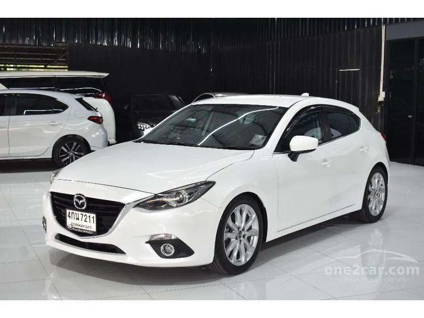 2015 Mazda 3 S Sports Hatchback