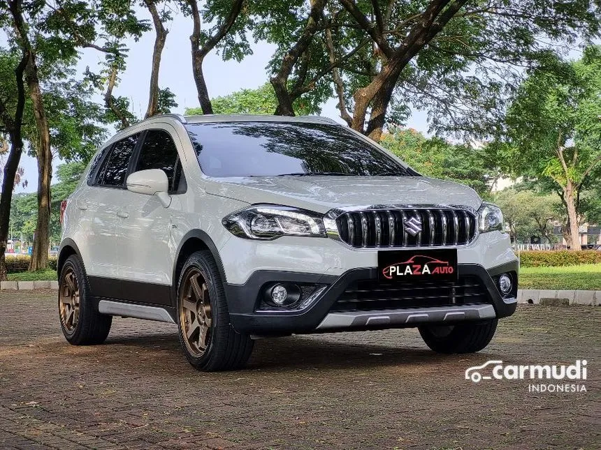 2022 Suzuki SX4 S-Cross Hatchback
