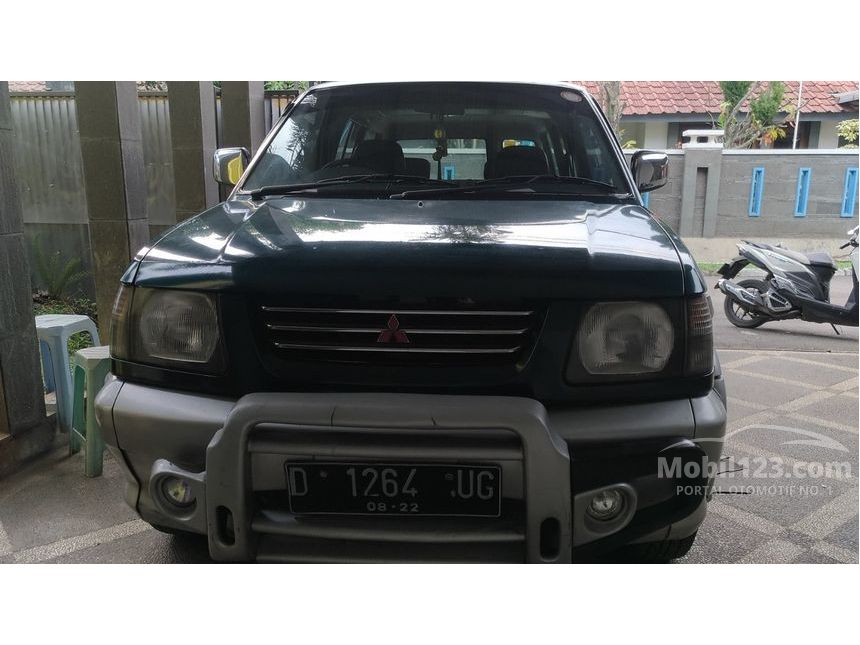 Jual Mobil Mitsubishi  Kuda  2000 Super Exceed 1 6 di Jawa 