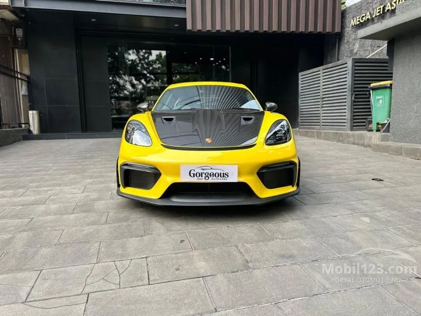 2024 Porsche 718 Cayman GT4 RS Coupe