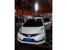 2012 Honda Jazz 1.5 RS Hatchback putih