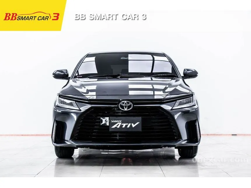 2023 Toyota Yaris Ativ Smart Sedan