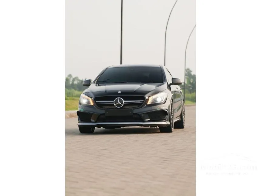 2015 Mercedes-Benz AMG CLA45 Coupe