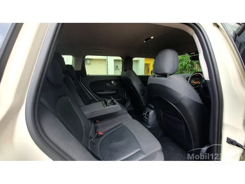 2016 MINI Clubman Cooper Wagon
