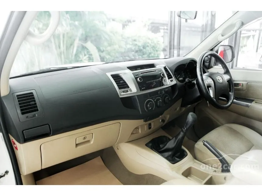 2014 Toyota Hilux Vigo Prerunner E Pickup