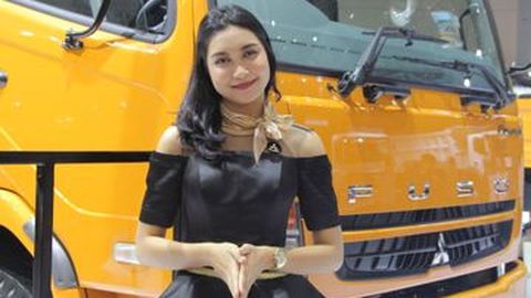 Galeri Foto Usher GIICOMVEC 2018