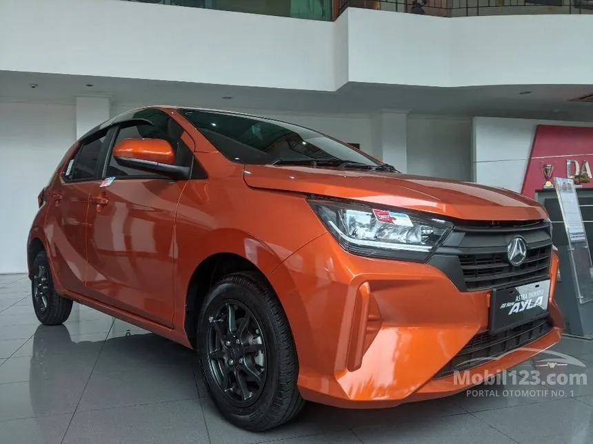 Jual Mobil Daihatsu Ayla 2023 R 1.2 di Jawa Barat Automatic Hatchback Orange Rp 180.000.000