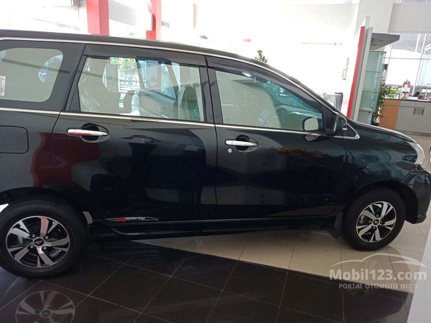 Jual Mobil Daihatsu Xenia 2018 R SPORTY 1.3 di Jawa Timur 